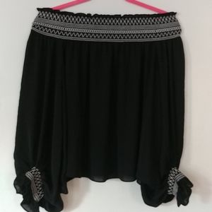 Laundry by Shelli Segal offshoulder blouse